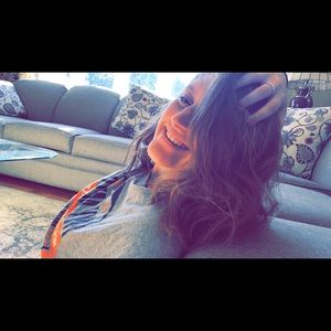 Meet your Posher, Isabel